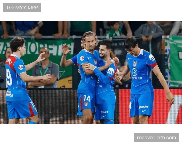 西甲劲旅再创辉煌，成功卫冕欧冠冠军引热议