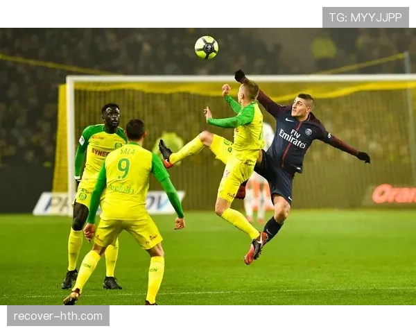 足球明星表演赛近期上演，多位球星状态回暖备受期待