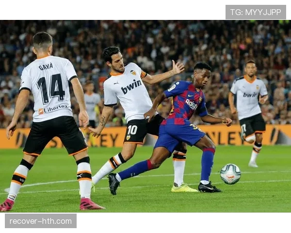 足球新星近期表现稳健,持续提升备受期待 足球新星近期表现稳健,持续提升备受期待